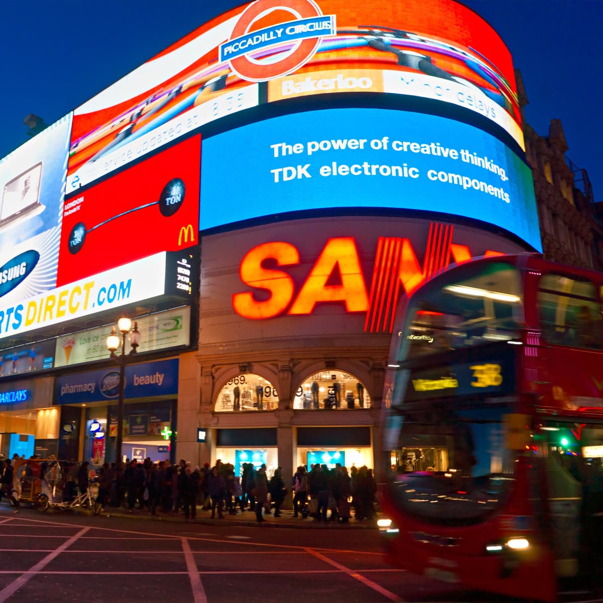 A Must-Visit Guide to Soho’s Top 10 Attractions