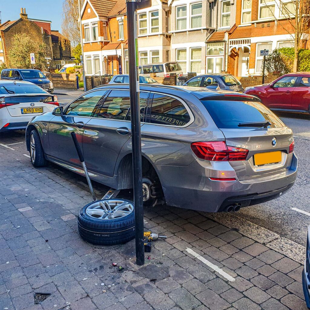 Olympus Mobile Tyre Fitting