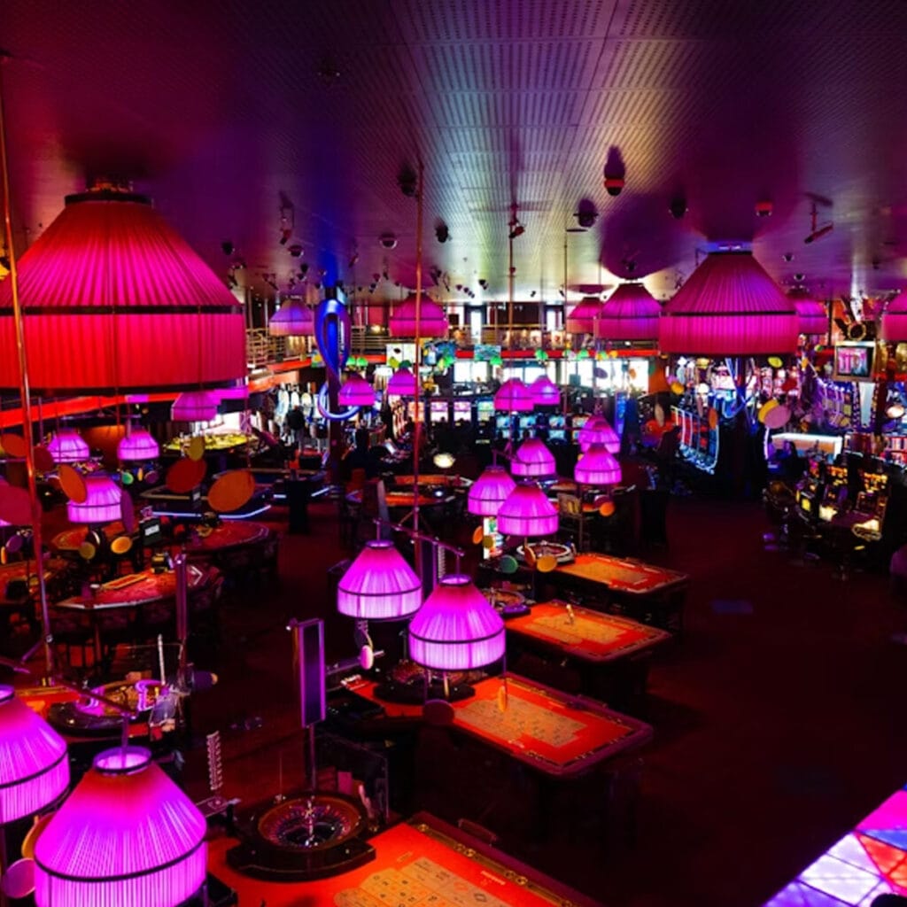 online casino trends, casino clientele changes, digital gambling evolution