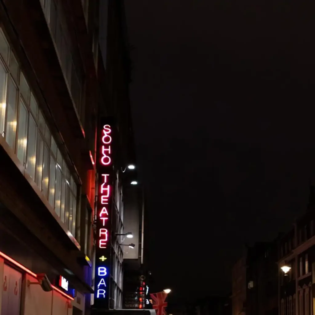 5 Exciting Spots to Discover on a Night Walk in Soho